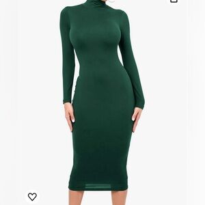 Plus turtle neck bodycon pencil dress size 2x